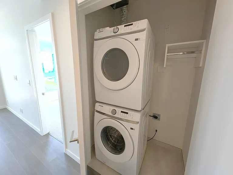 2186 Gilmore Ave #1110 — Photo 11