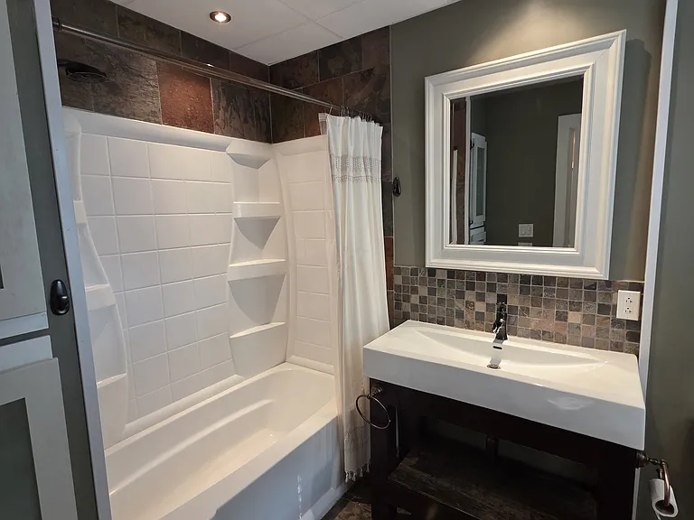 Main Floor Bathroom