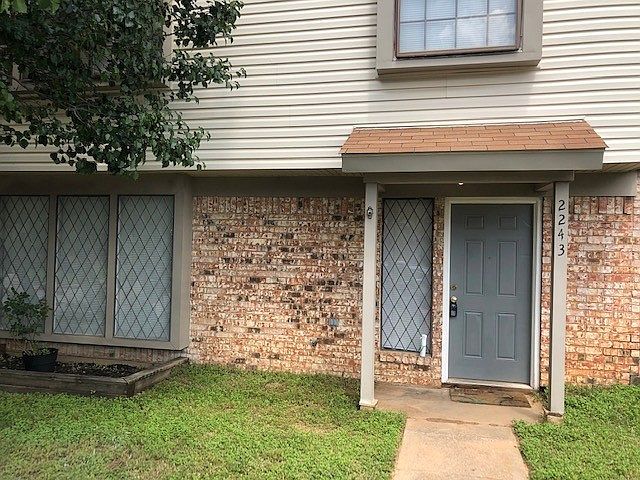 1st image of 2243 Madrid Ct