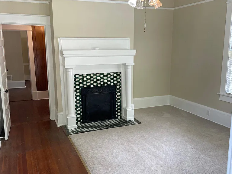 409 Boulevard #D — Photo 1