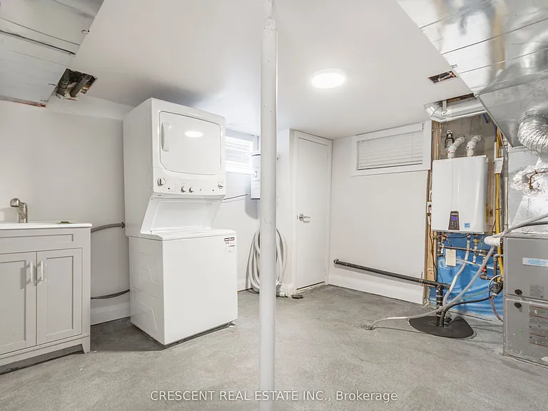 170 Emerson St — Photo 24