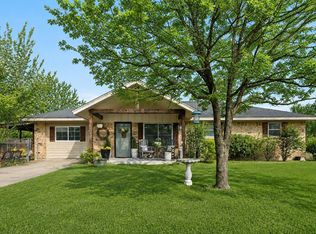 403 Magnolia Ave, Pottsboro, TX 75076