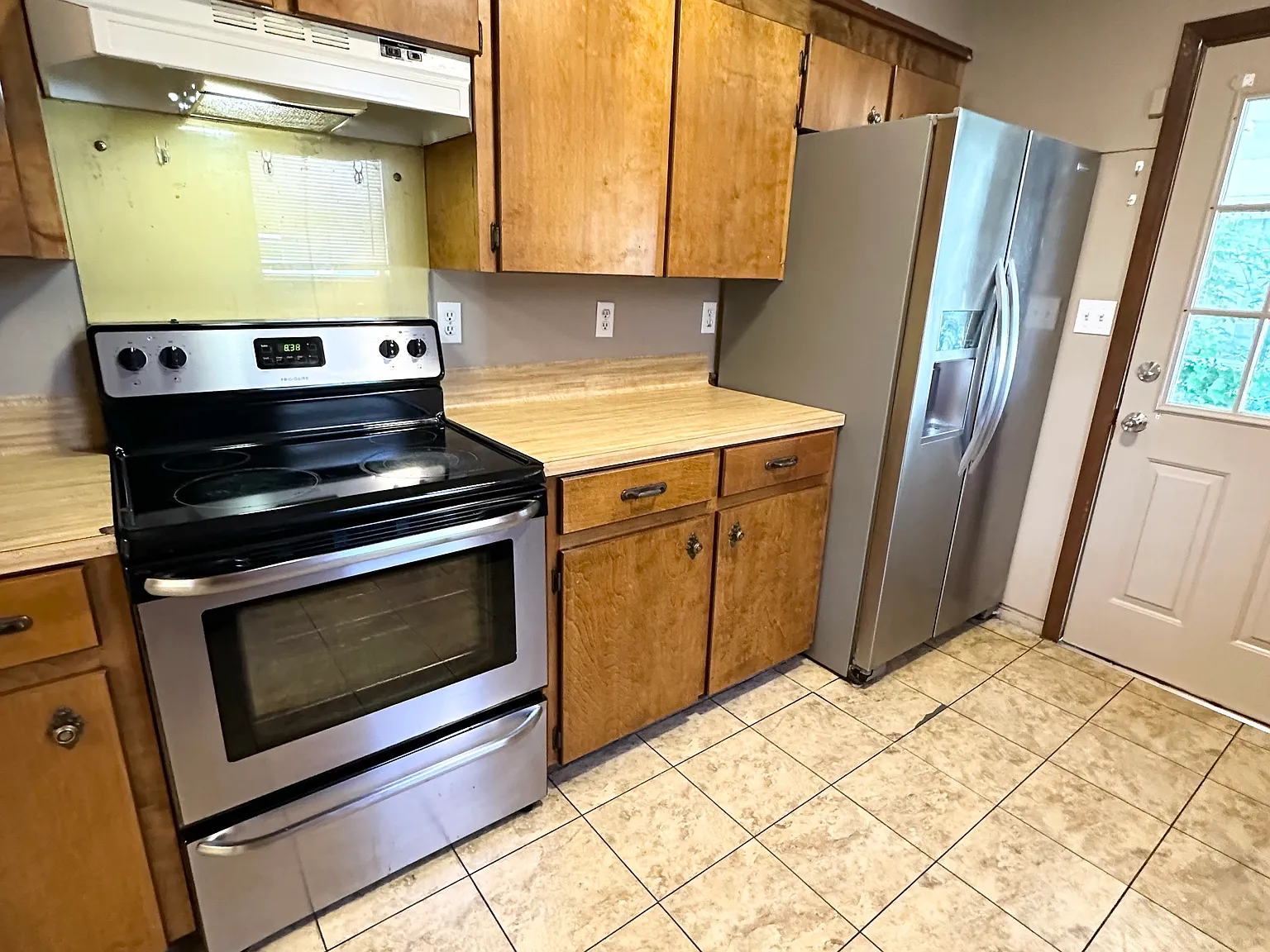2 bed, 920 sqft, $990 — Photo 3