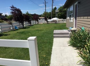 327 NW Elm Ave, Redmond, OR 97756