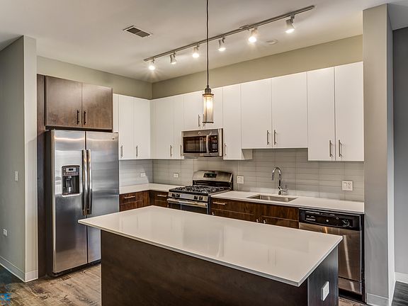 2nd image of 851 W Grand Ave APT 404