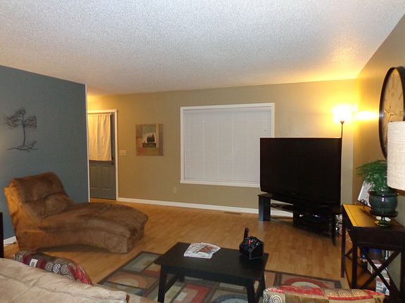 5th image of 608 Lindy Dr