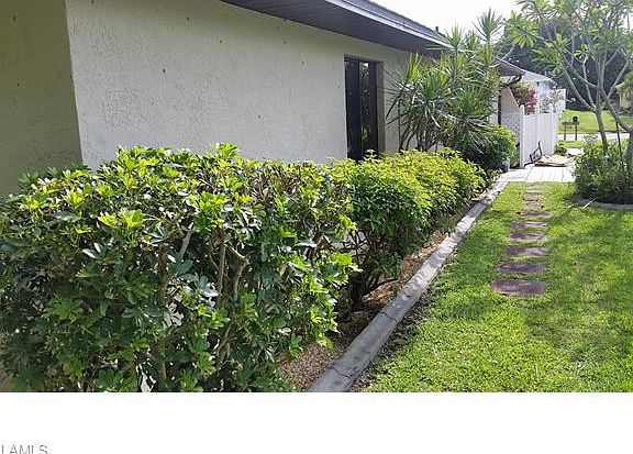 4th image of 27579 Garrett St