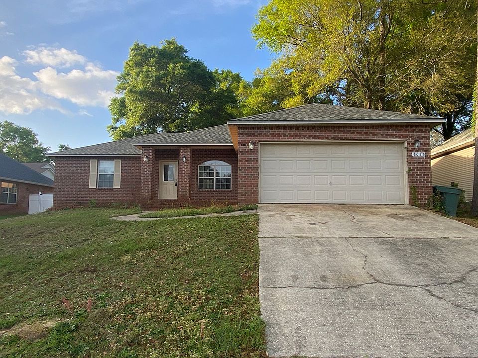 1st image of 1031 Cobblestone Dr