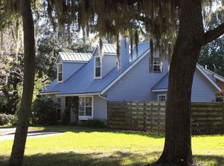 2702 Hillview St, Sarasota, FL 34239