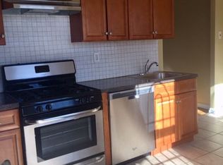 2031 32nd St #1, Astoria, NY 11105