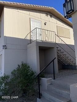 2nd image of 2130 Sahara Dr #2