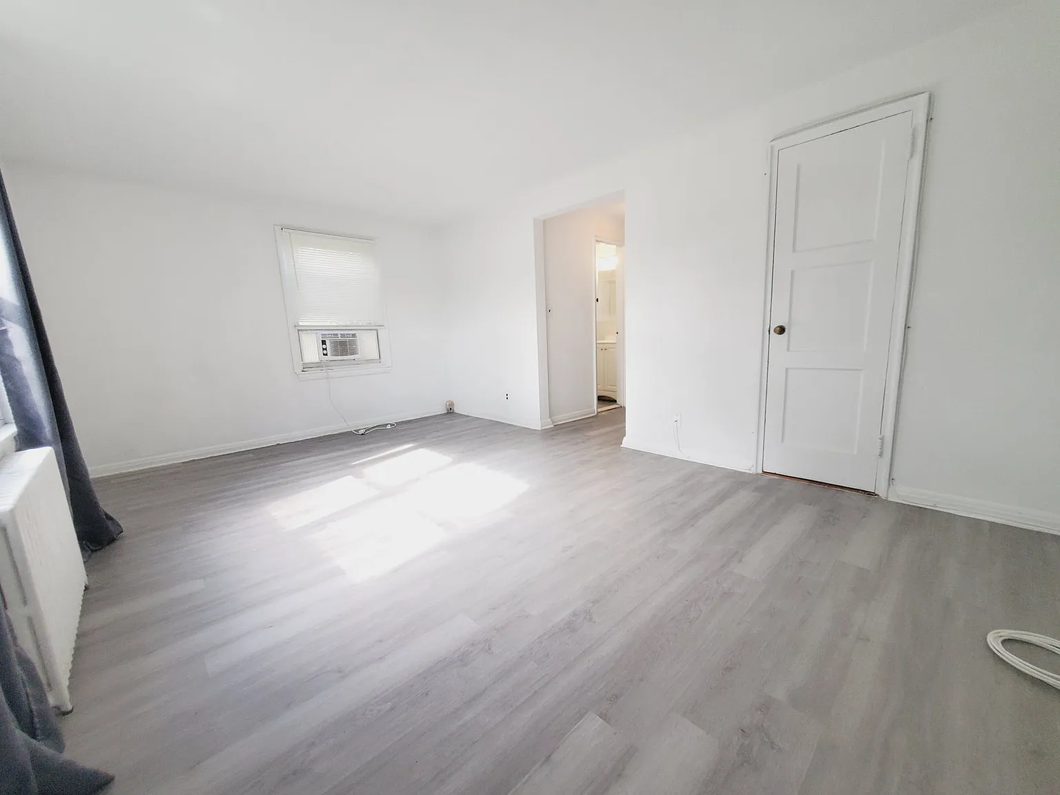 1 bed, 1.0 bath, 600 sqft, $1,975 — Photo 3