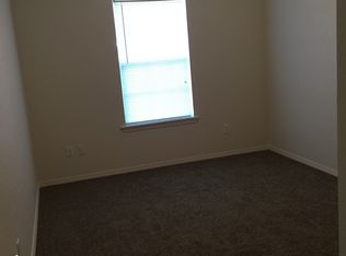 2012 S F St, Rogers, AR 72758