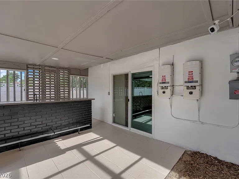 2845 Rosanna St — Photo 53
