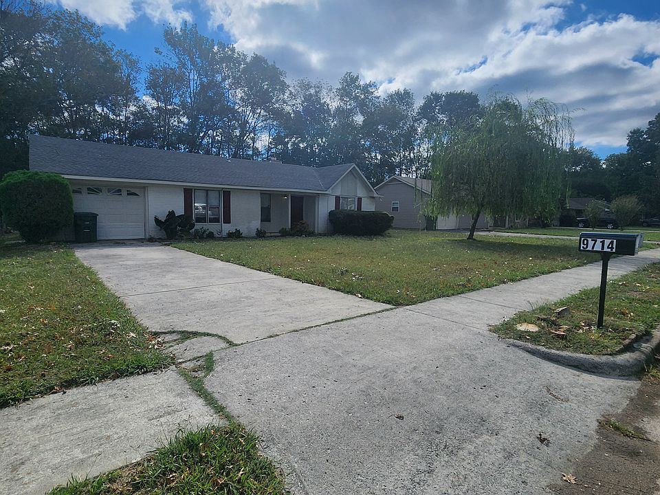 1st image of 9714 Wallwood Dr SE