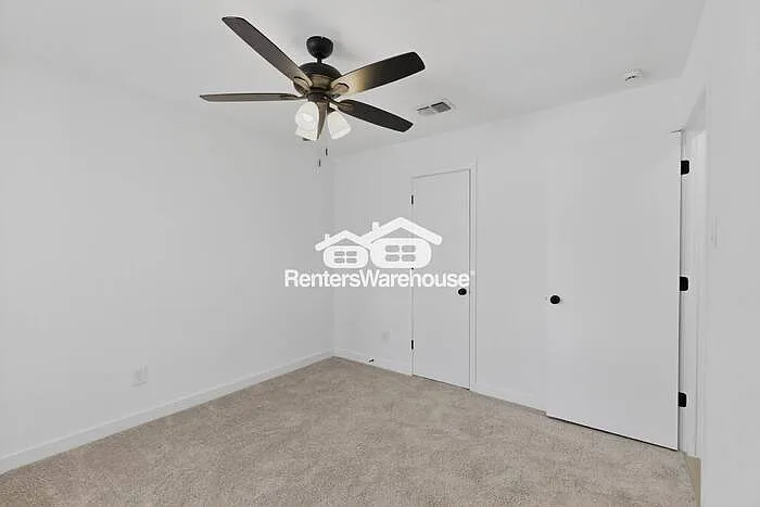 6529 Blue Grass Dr — Photo 32