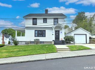 104 Grove St, Naugatuck, CT 06770