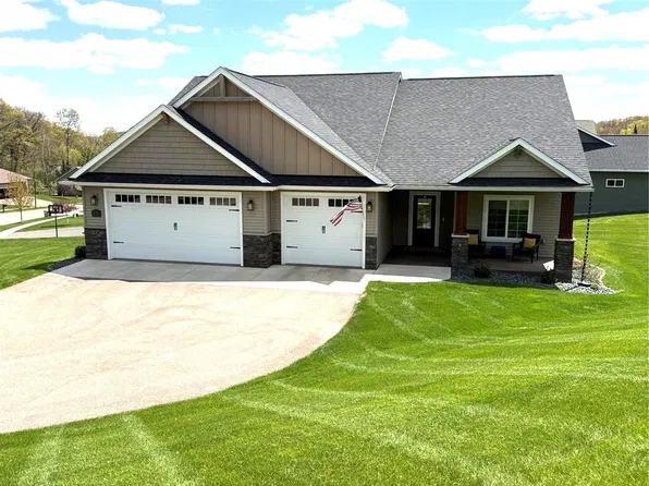 2739 Highclere Drive, Eau Claire, WI 54703