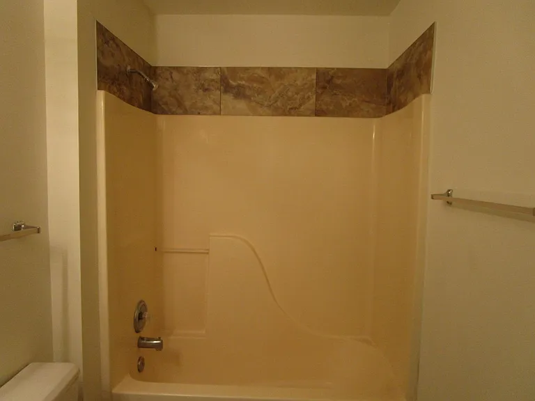 5001-5003 Betty Jean Way — Photo 27