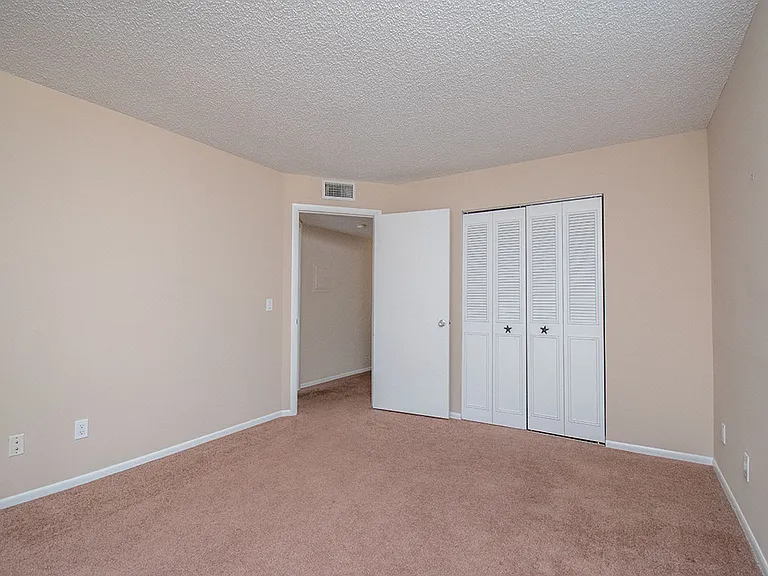 28 Vista Gardens Trl #102 — Photo 25