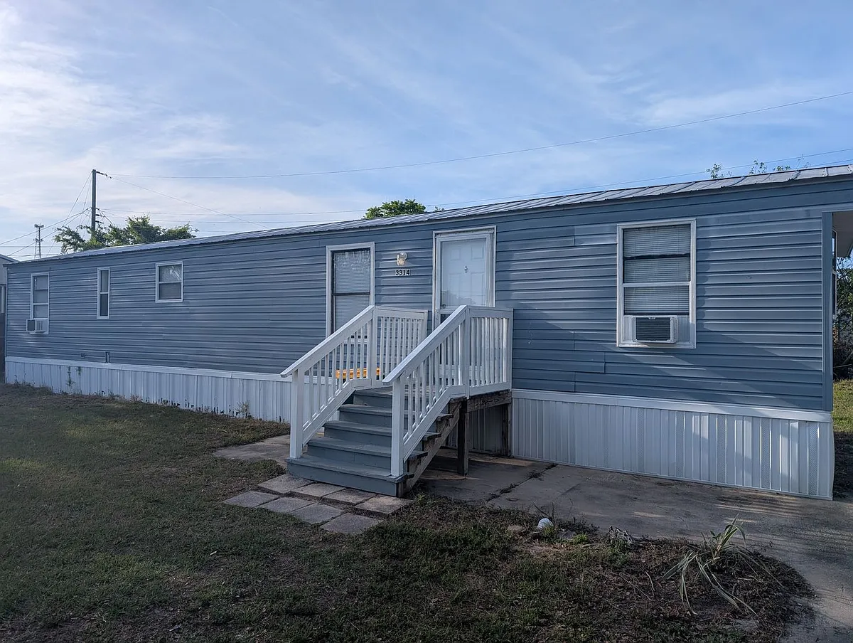Building Photo - 3314 Kittles St