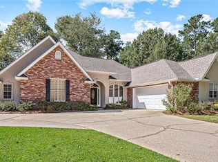 3013 Willow Ln, Madisonville, LA 70447