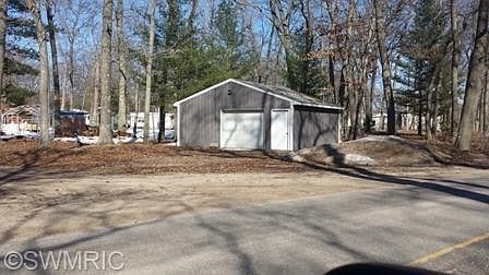 3rd image of 10632 N Cleveland Dr