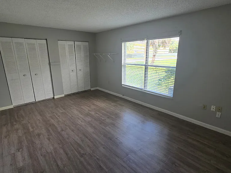 1802 Barton Dr #2 — Photo 10