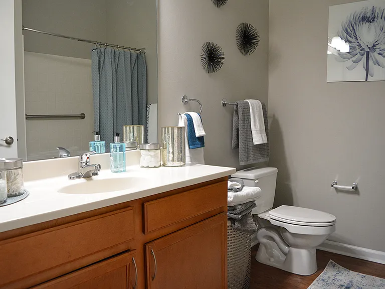 Villas At Crystal Lake — Photo 8