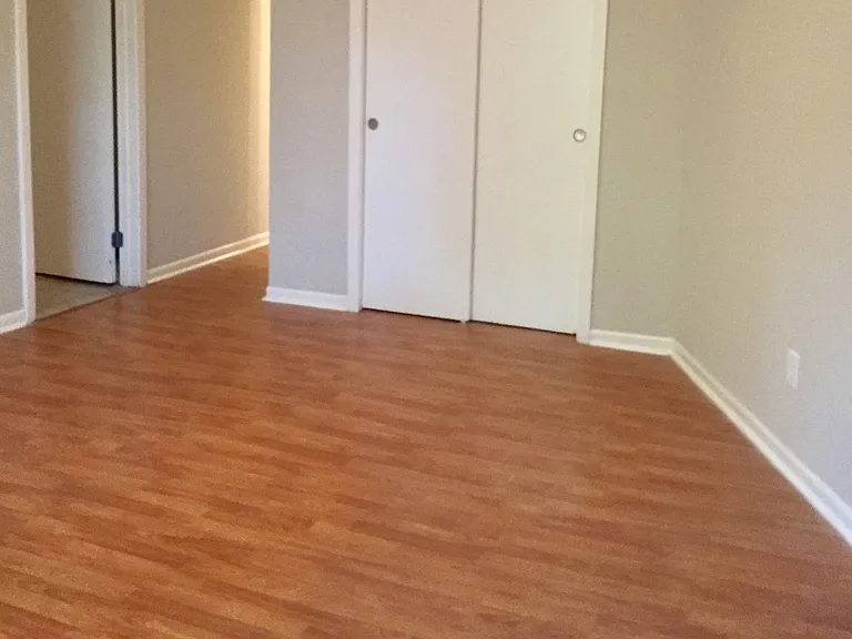 Green Springs Village Apartments - Birmingham, AL — Photo 32