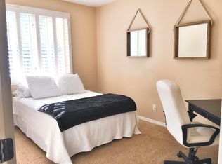 16073 W Mercer Ln, Surprise, AZ 85379