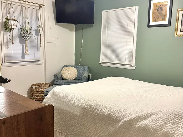 921 N Yaupon Ter #A — Photo 5