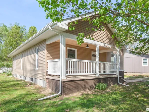 503 W Reed St, Benton, IL 62812