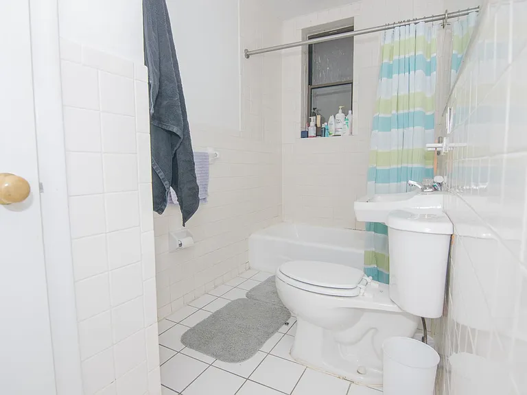 41 Westland Ave #3B — Photo 2