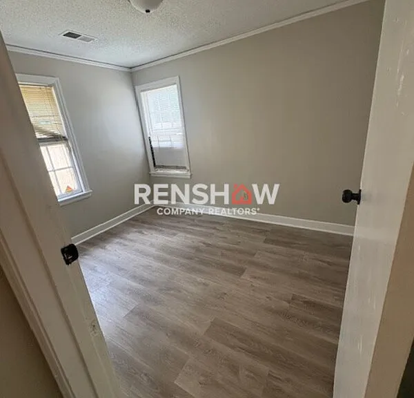 3774 Park Ave — Photo 9