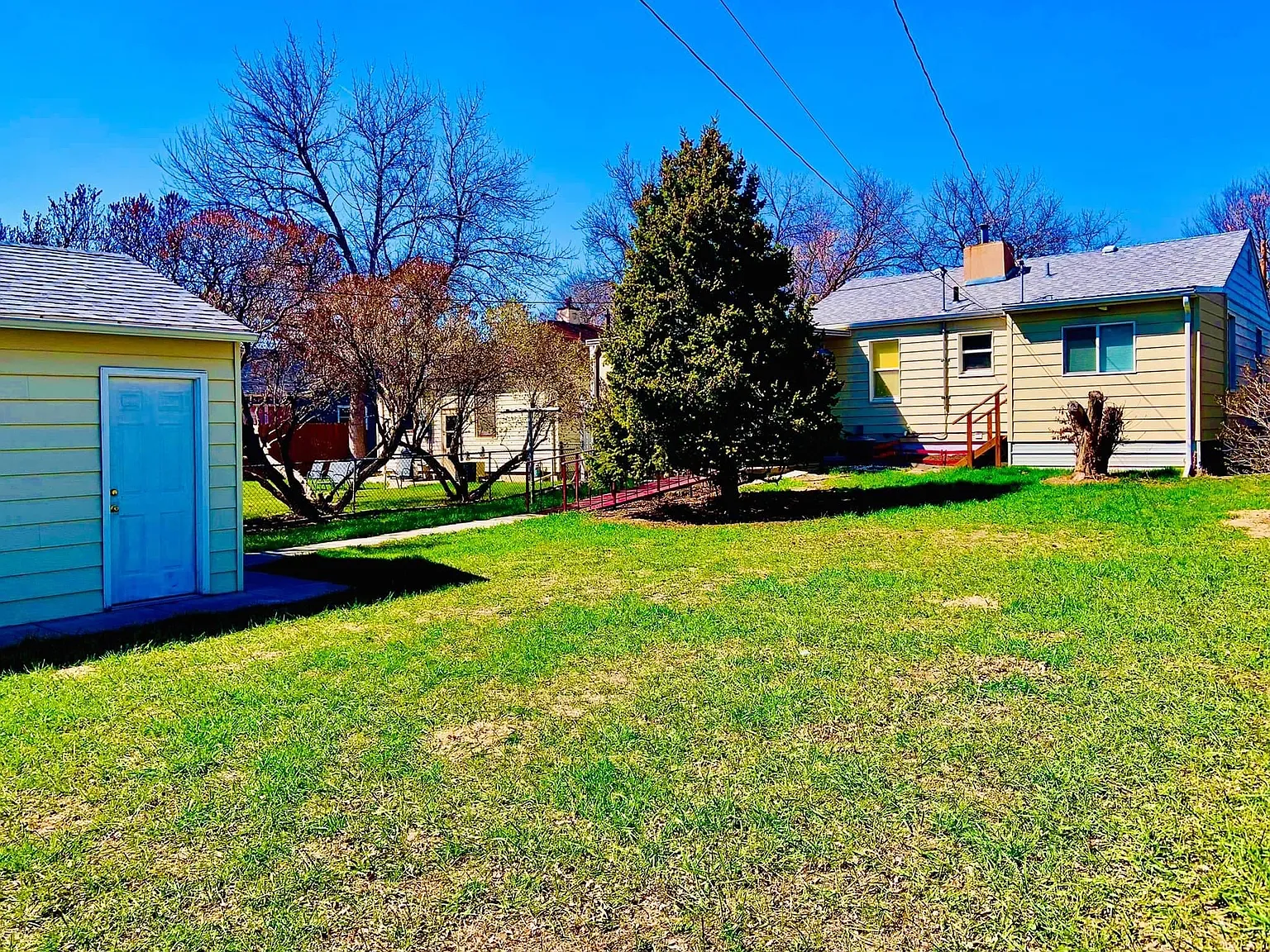 3 bed, 1500 sqft, $2,100 — Photo 2