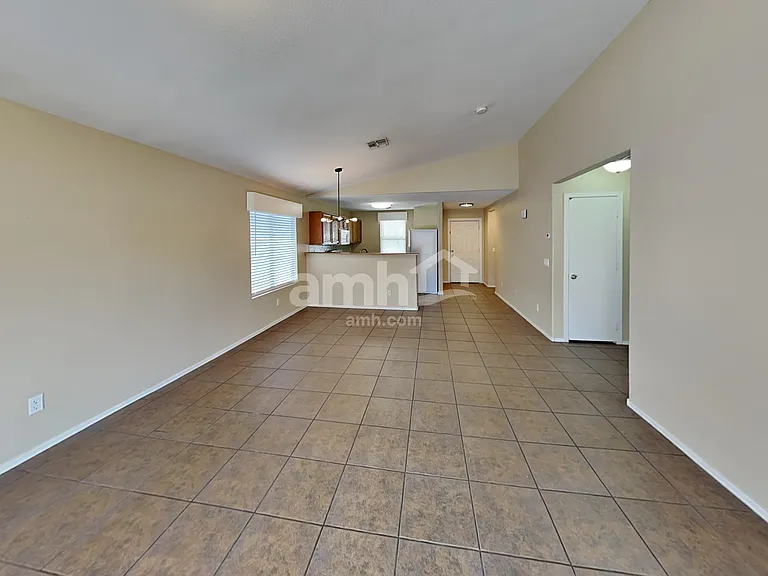 16425 N 113th Dr — Photo 5