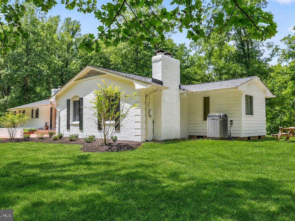 1st image of 13310 Country Way Cir