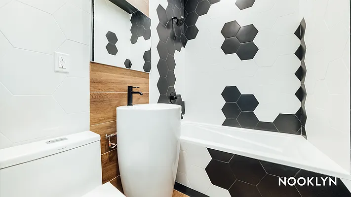 Rented by Nooklyn NYC LLC | media 4