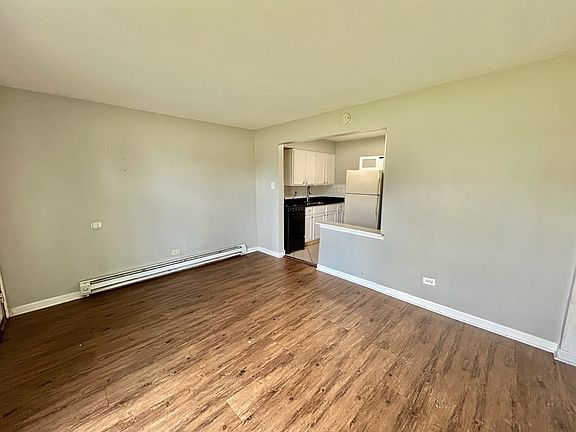 5th image of 12531 S Ashland Ave #3