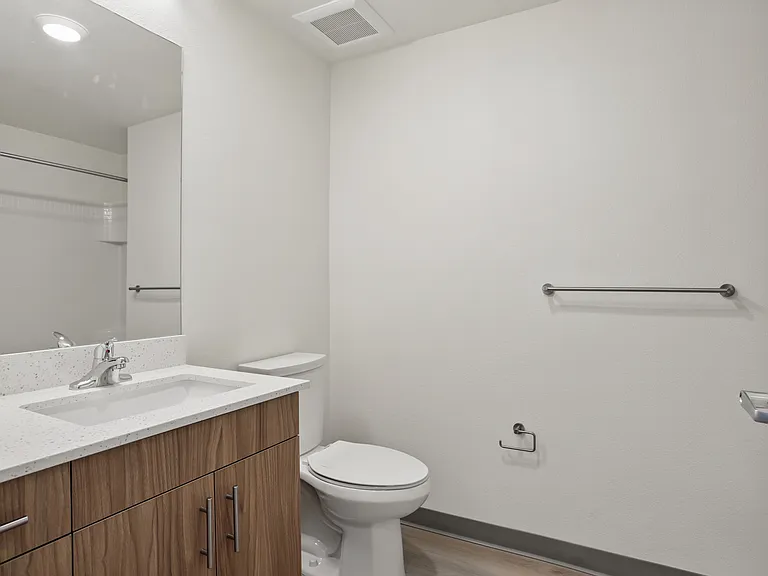 Wilson Station Apartments — Photo 37