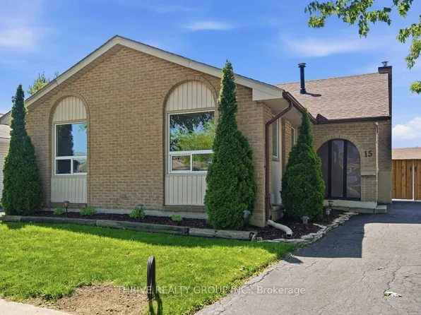 15 Renny Cres, London, ON N6E 2C4