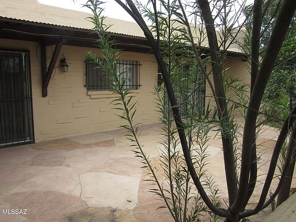 4th image of 646 W Yaqui Dr