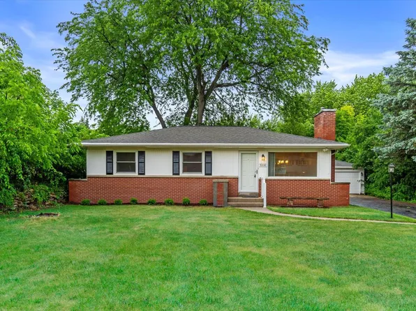 5314 W Calumet ROAD, Milwaukee, WI 53223