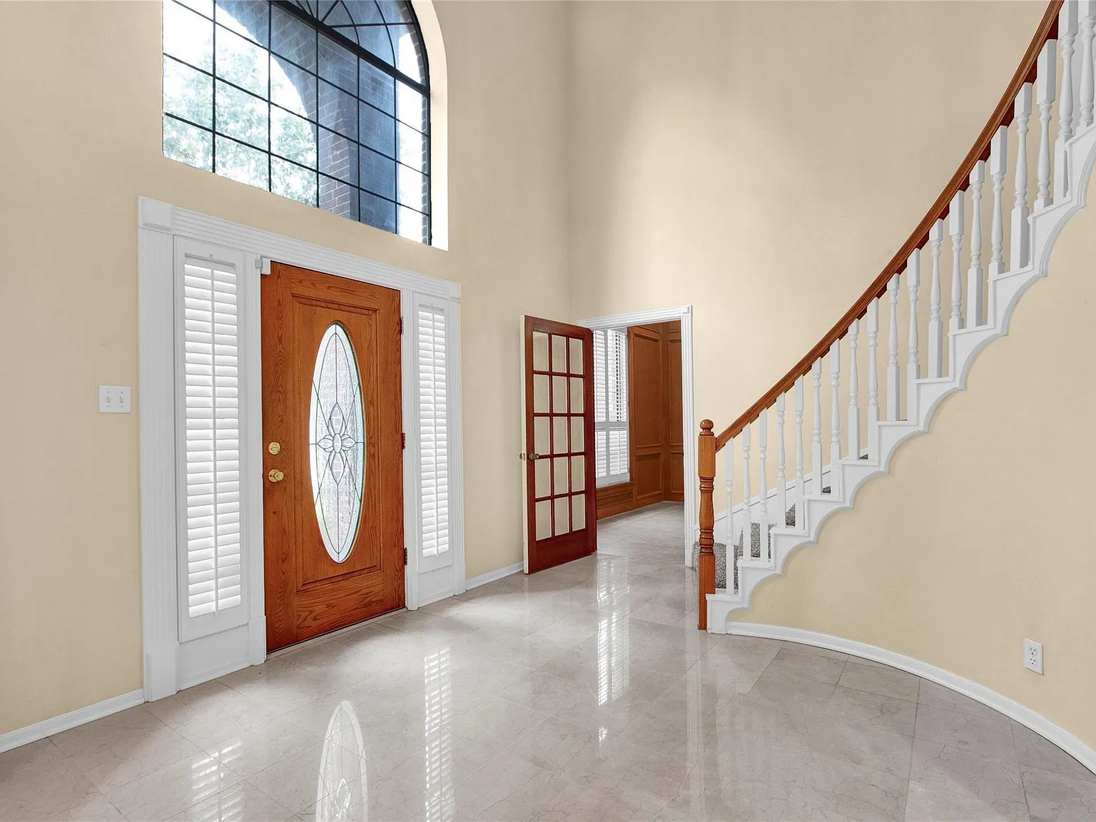 4 bed, 3.5 bath, 3530 sqft, $3,375 — Photo 4