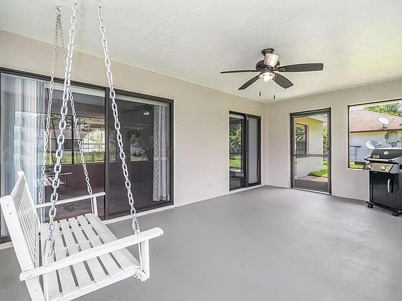 4th image of 1315 Giralda Cir NW