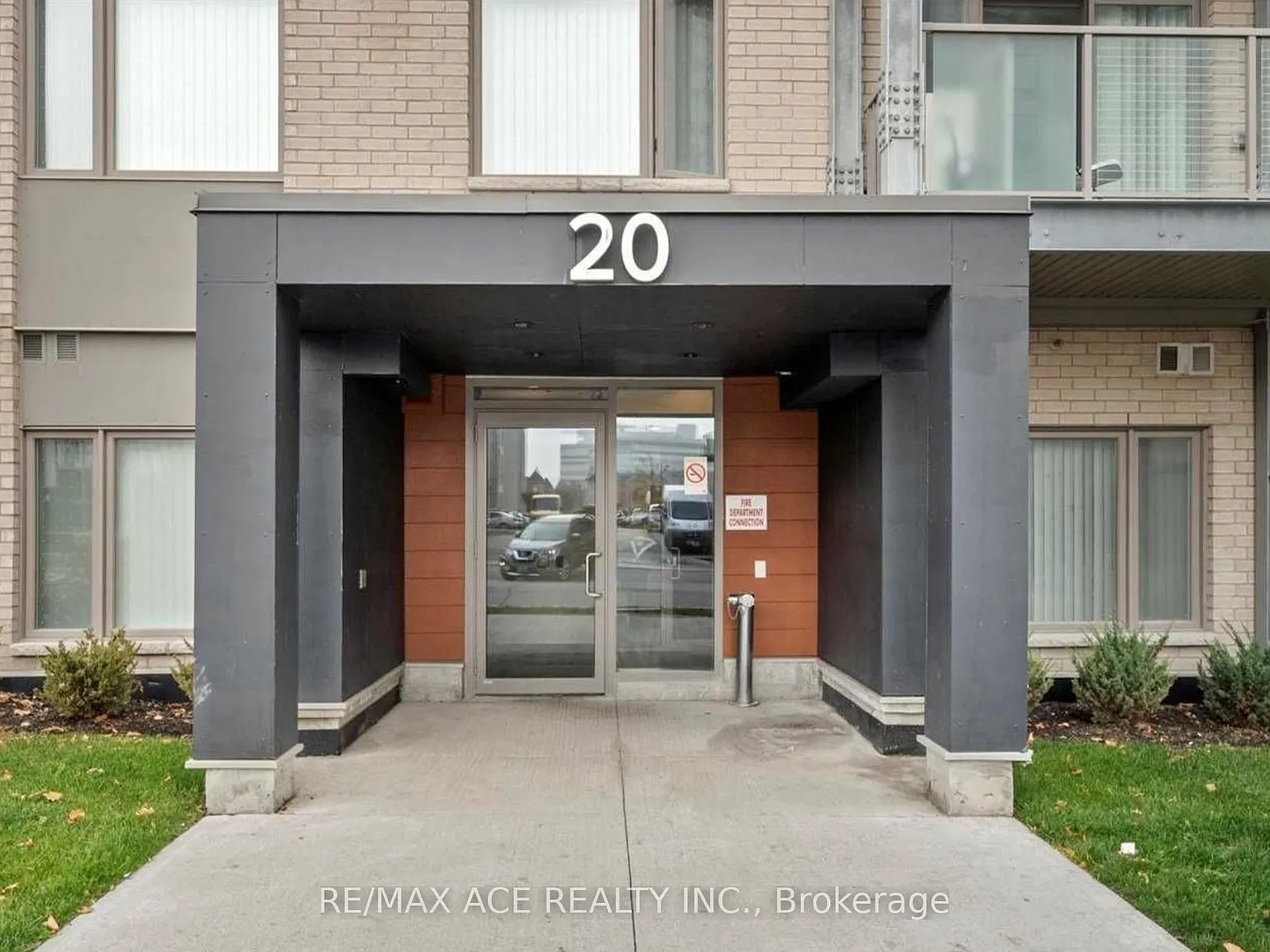 2 bed, $2,125 — Photo 2