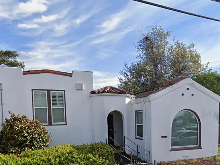 Brookside Dr — Photo 1