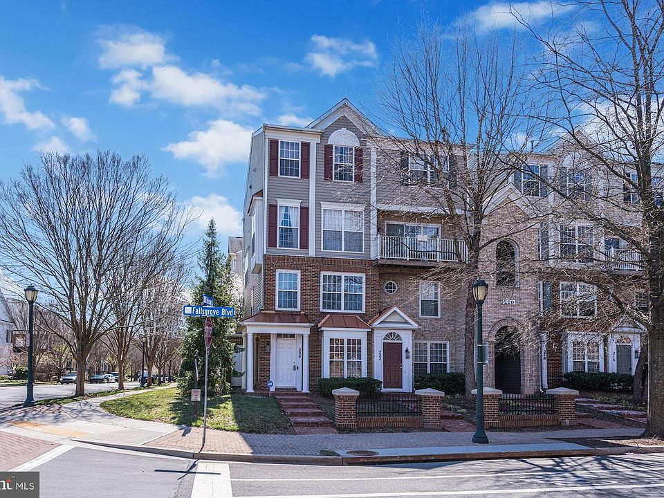 1st image of 224 Fallsgrove Blvd #1