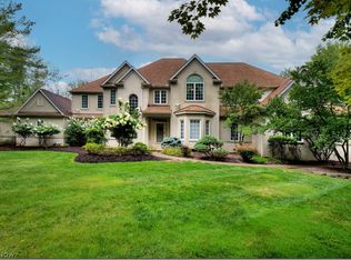 8980 Red Tail Ln, Kirtland, OH 44094